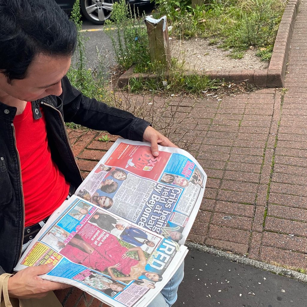thecribs's tweet photo. Just catching up with the big stories of the day… https://t.co/tbmxy6vBZM