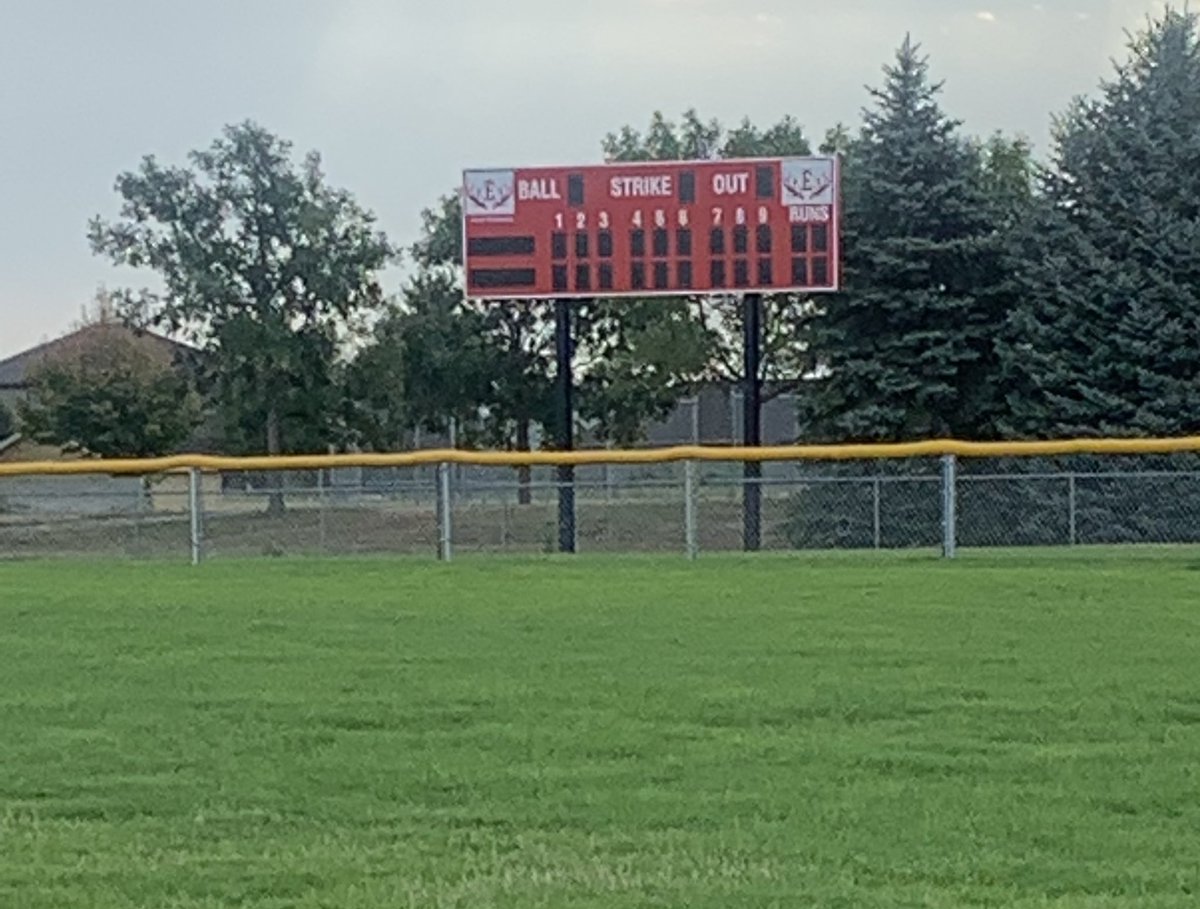 AntlerSoftball's tweet photo. Things are looking good around the softball field. ๐ฅBrand New Scoreboard๐ฅ has been installed!! Thanks to @EHS_Activity and @PlayEAA for making this happen. #Team30 #lessthanaweek https://t.co/c27jdRimQS