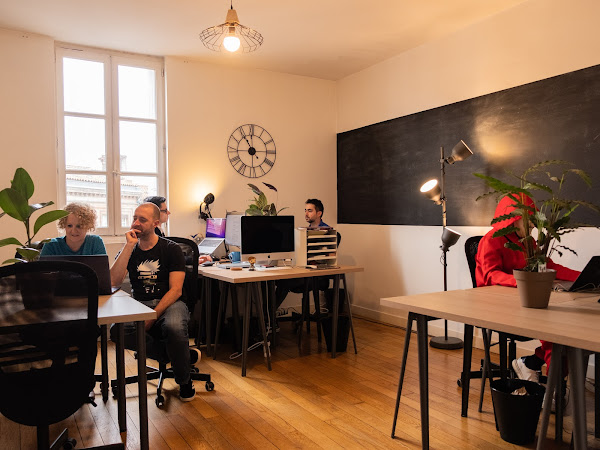 Vous êtes dans le #SEO et avez envie de changer d'horizon ?

Ca tombe bien, on recherche justement notre nouveau 𝐂𝐡𝐞𝐟 𝐝𝐞 𝐩𝐫𝐨𝐣𝐞𝐭 𝐒𝐄𝐎 pour agrandir l'équipe <a href="/valetudoseo/">valetudoseo</a> .

L'annonce est ici : lnkd.in/dgVvrfD9

Et voici là où on bosse :