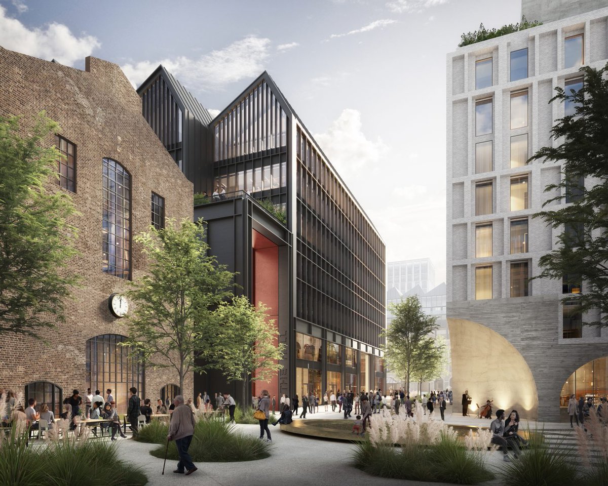 Great seeing this industrial heritage inspired new development around the #GuinnessBrewery to regenerate and revitalise the area into a new neighbourhood, keeping existing warehouses and adding in modern buildings around them.