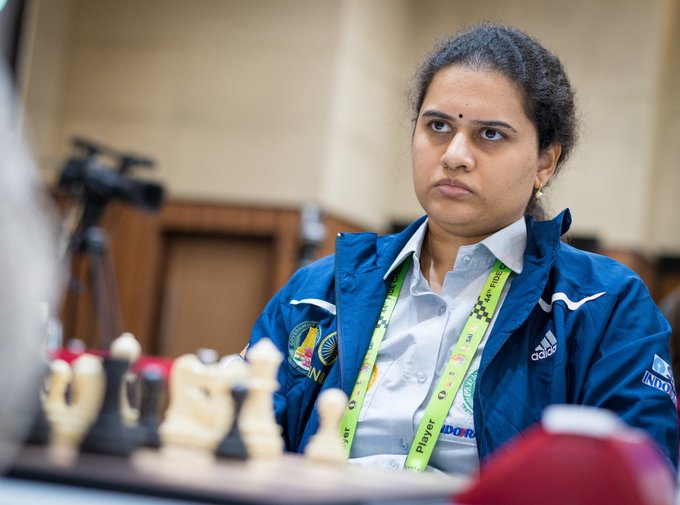 Armenia Sole Leader In Open, India In Women's, Gukesh 6/6 On Top Board 