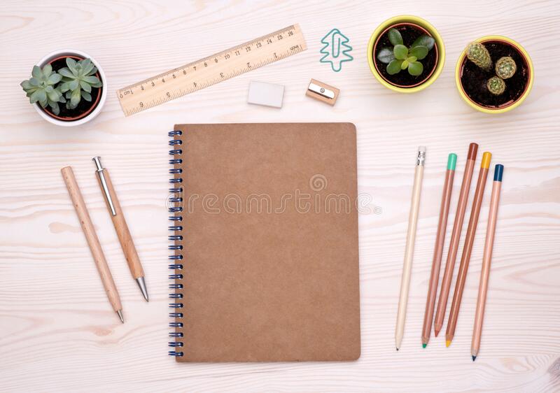 Its that time of year to get your corporate stationery and treats ordered for your exhibitions.  Why not go Eco!  Call the DM team for all your needs #sustainability #loveearth