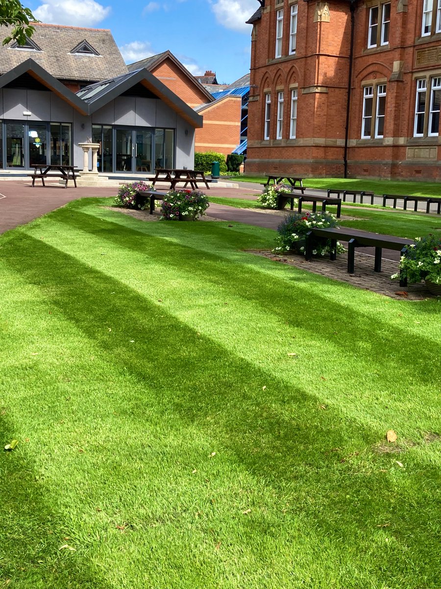 Ian Barber tweet media