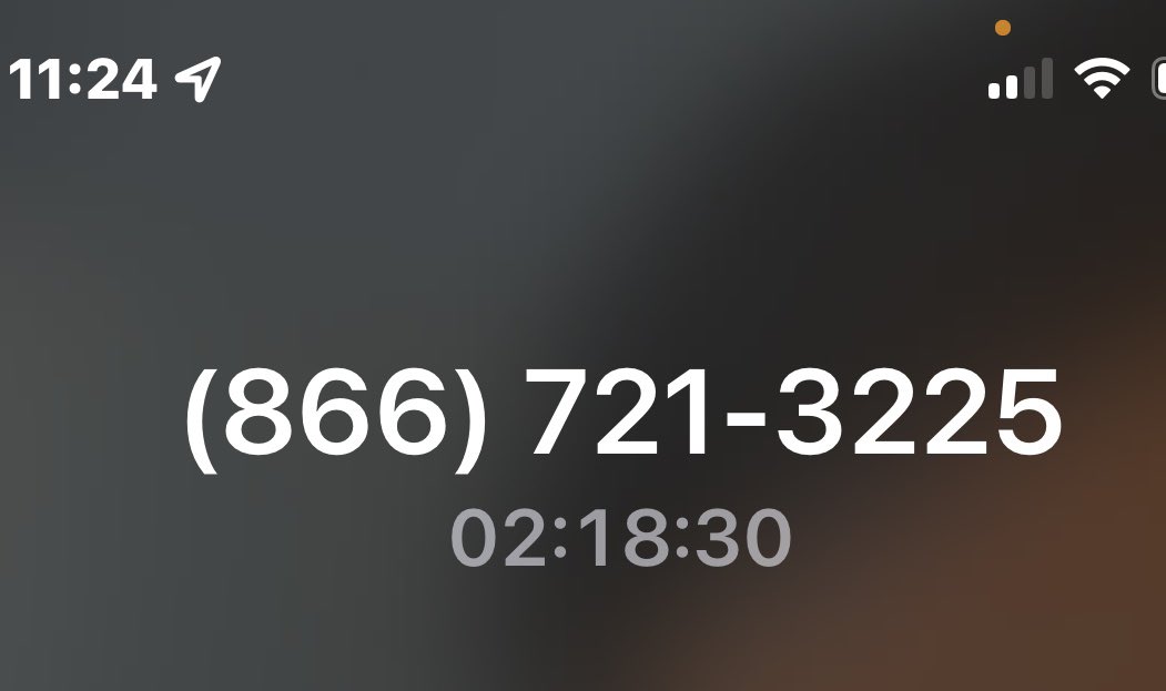Dee2079E's tweet photo. Waiting more then 2 hrs on hold to make a group on @CarnivalCruise makes me want to cancel and go with @RoyalCaribbean #SMH #CustomerService https://t.co/Jzu95fkxfo