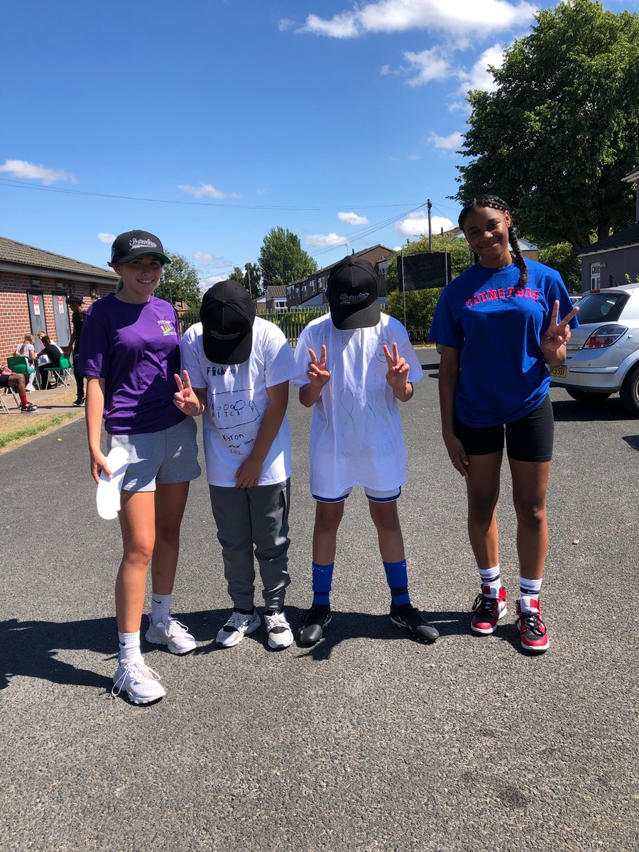 F2dItc's tweet photo. Thanks for having us today @FITCAPCIC. The kids were the amazing. Your staff were amazing! We thoroughly enjoyed running our workshops for you! 
See you again on the 17th! 
#SummerClub
#Summer https://t.co/z85lSXs3nO