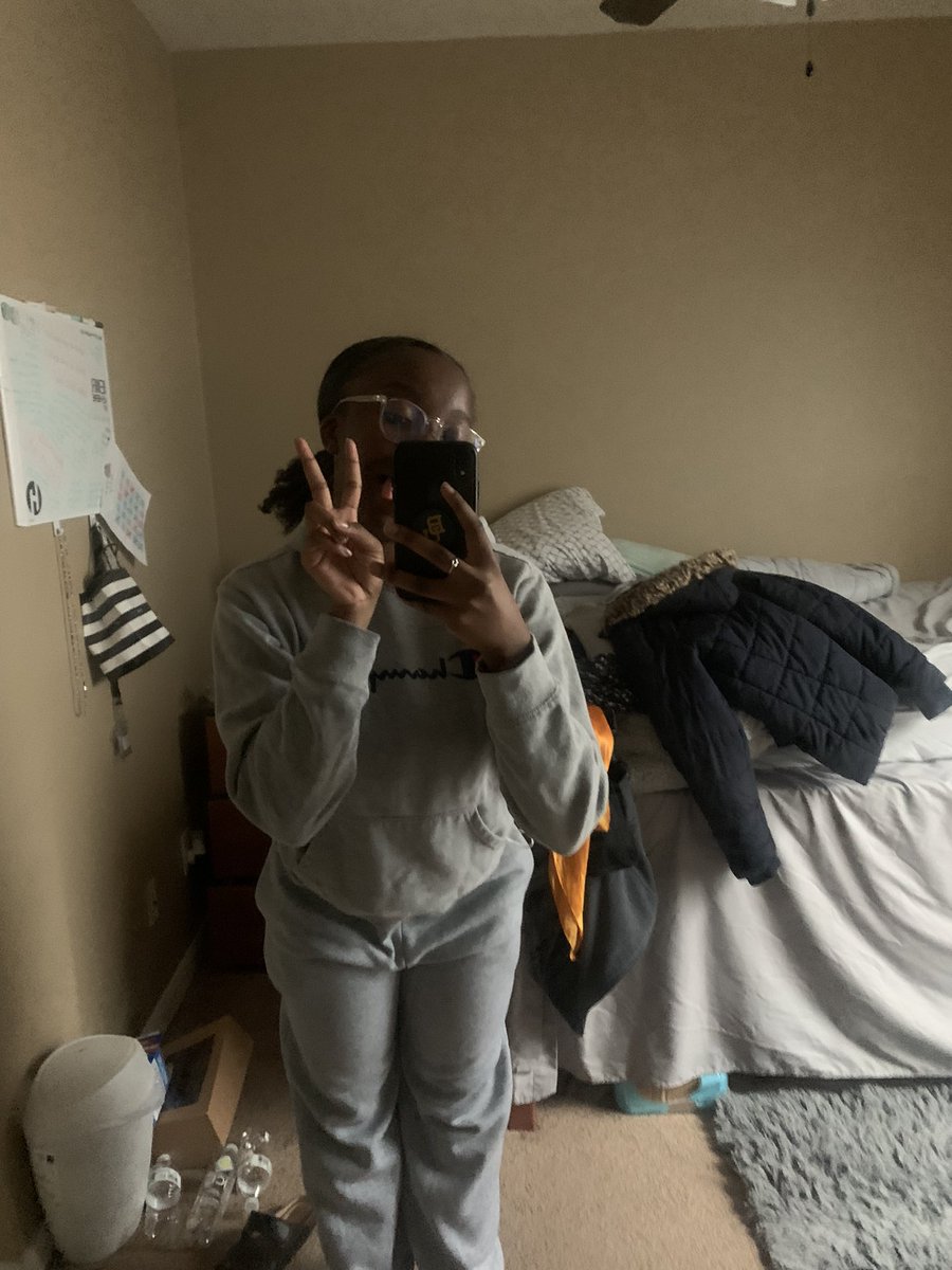ayomide_osinubi's tweet photo. #WhosWhoAtBU 

🧳Ayomide Osinubi 
🧳Houston, TX
🧳Junior (BU ‘24) 
🧳Business Fellows Major (Pre-Med) 
🧳ASA Chaplain 🎉🎉

Fun Fact: I love all things God, dance, and travel! https://t.co/5GtcEyO1Eq