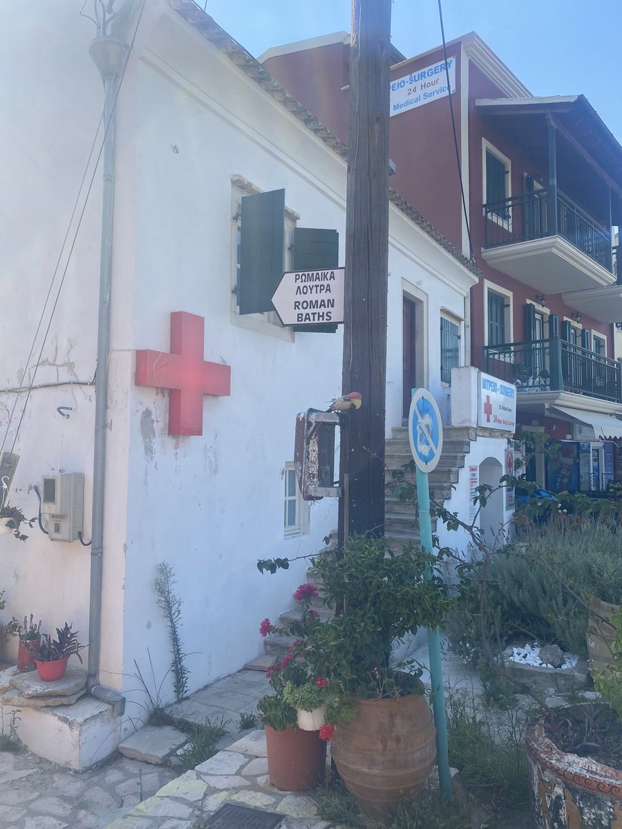 RunshawClassics's tweet photo. The sign no one on holiday with a Classicist wants to see when you’re just looking for somewhere nice to have a drink! #Benitses #romanruins #corfu https://t.co/YOsPtqhQnI