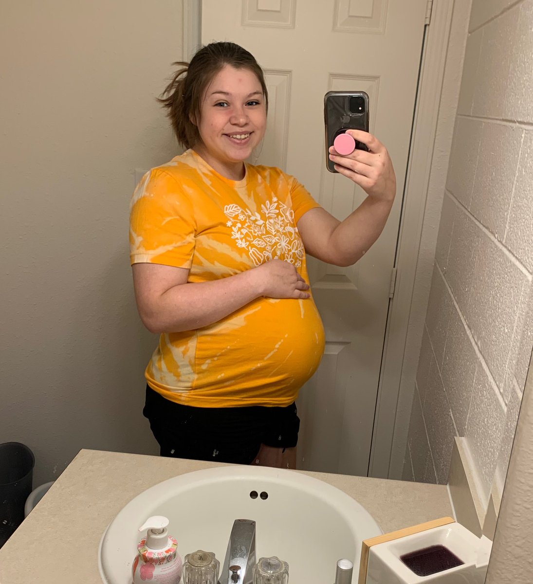 Only 6ish weeks left until this boy gets his eviction notice and I. Can’t. Wait🙌🏻🤣