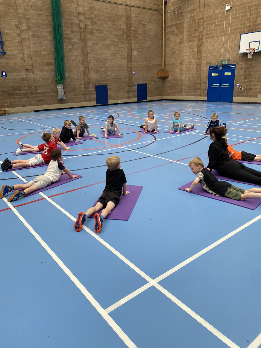HAFTameside_'s tweet photo. Amazing session with @ActiveAngelYoga at Active Copley today ๐ง๐ผโโ๏ธ๐ง๐พโโ๏ธ @active_tameside @tamesidessp #Fuel4Fun #ActiveAngels #HAF22 https://t.co/2PD1ltvf5d