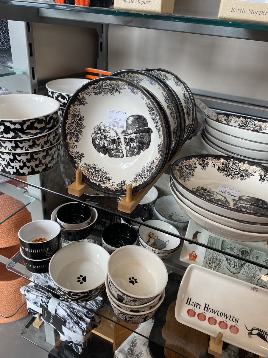 Can’t even find a house to buy… but I’m spooky season ready!!