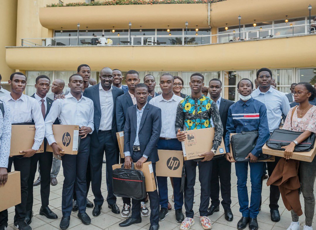 abdu_cisse's tweet photo. Ils viennent des Lycées #Ste_Marie, #Abobo, #Bassam, #Scientifique, #Oume, #Boundiali, #Tiassale, #Classique, #Korhogo, etc.
Ils bénéficieront des bourses d’#Excellence institué par le PR @AOuattara_PRCI.
J’espère qu’ils inspireront d’autres #Jeunes!
#Education #Ascenseur_Social https://t.co/l3FfF97h9o