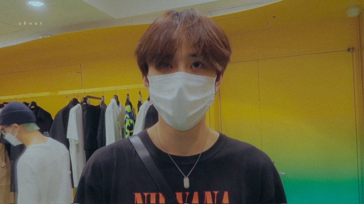 allaboutjungwoo's tweet photo. 🐶🖤🛍
#JUNGWOO #정우
#NCT127 https://t.co/hYmB73XAMe