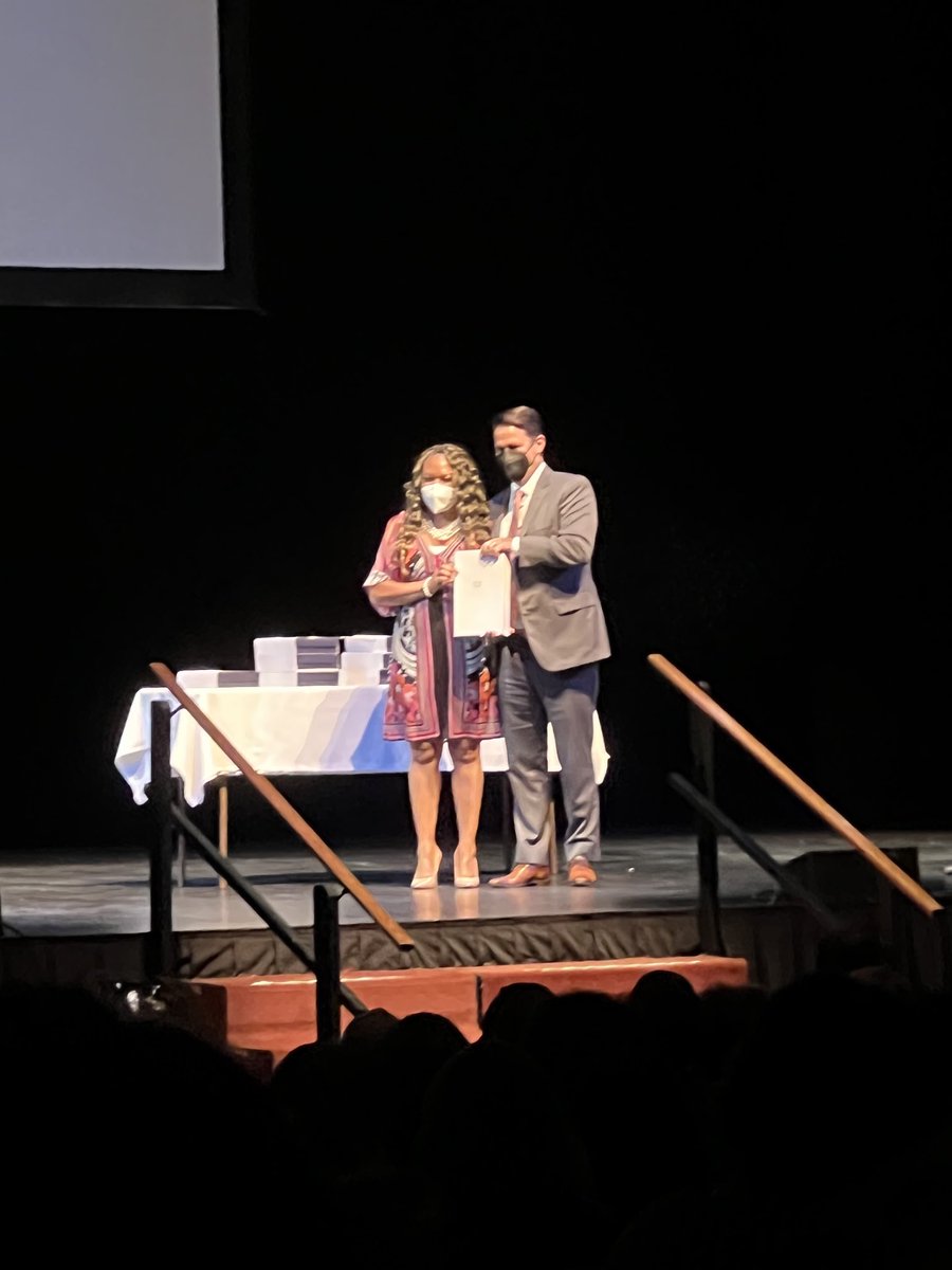 Now let me re-introduce our Principal ⁦@KymberlyRiceSHS⁩ the HIGH SCHOOL PRINCIPAL OF THE YEAR!!!!!