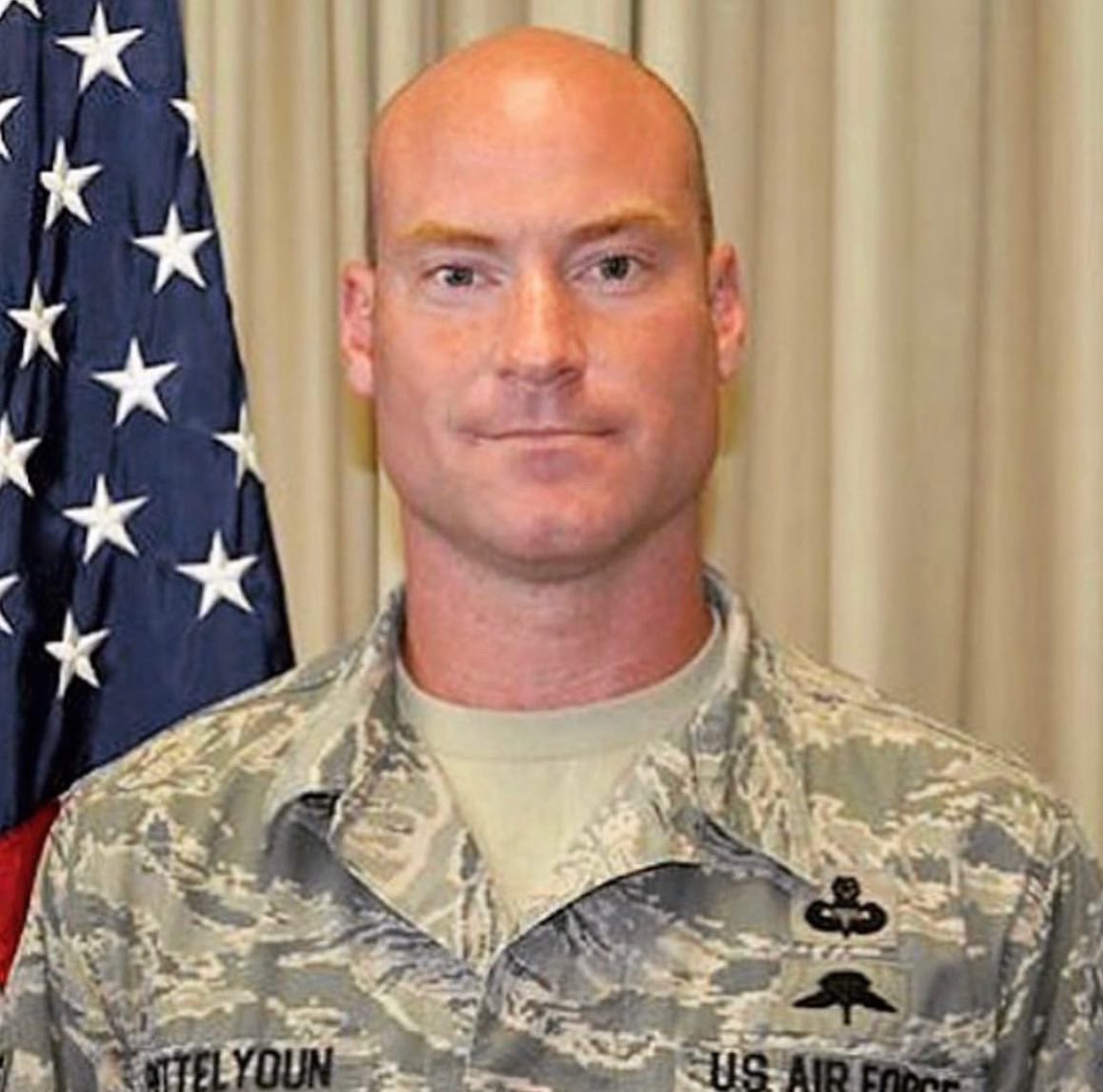 op_hawkeye's tweet photo. 8.3.2015 ~ TSgt Marty Bettelyoun πΊπΈ
#OpHawkeyeRemembers #MartyBettelyoun #22ndSTS #321STS #24thSOW #720thSOS #CCT #combatcontroller #FirstThere
π https://t.co/9wJGh0w1Kn
π https://t.co/8dVBxD5Xe2
π https://t.co/Yl82tdcCTp
π° https://t.co/EF9qLYSSi1
π° https://t.co/IuMPQbjDww https://t.co/Kd4BMEXXhU