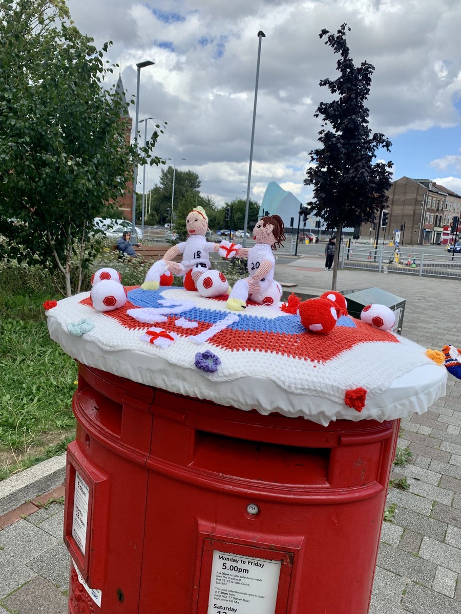 #stretfordtwitter have a look at *this* it’s absolutely bloody wonderful #lionesses