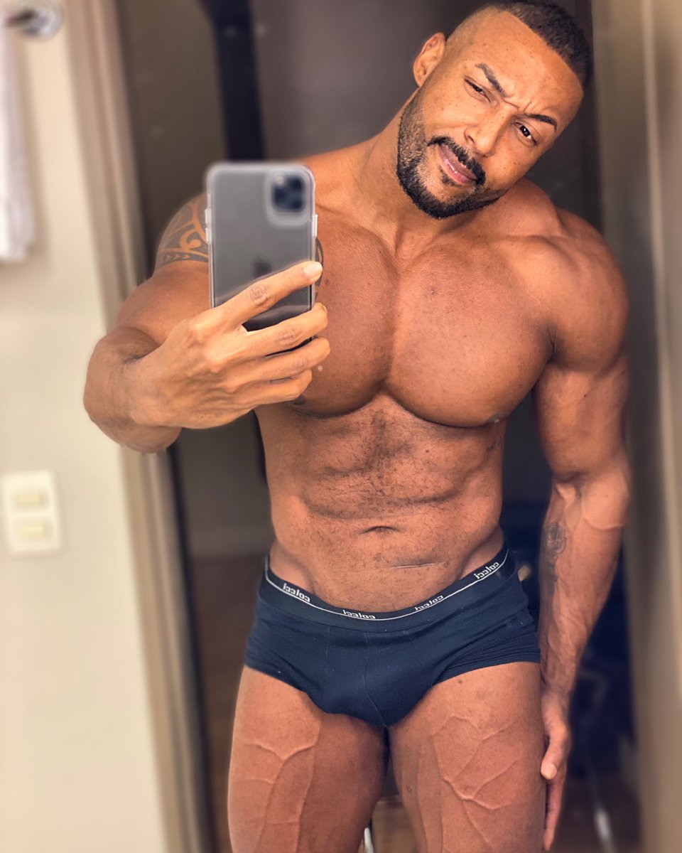 Arthurvila_'s tweet photo. 😎🥵🍆 https://t.co/r7MIuiIPfu