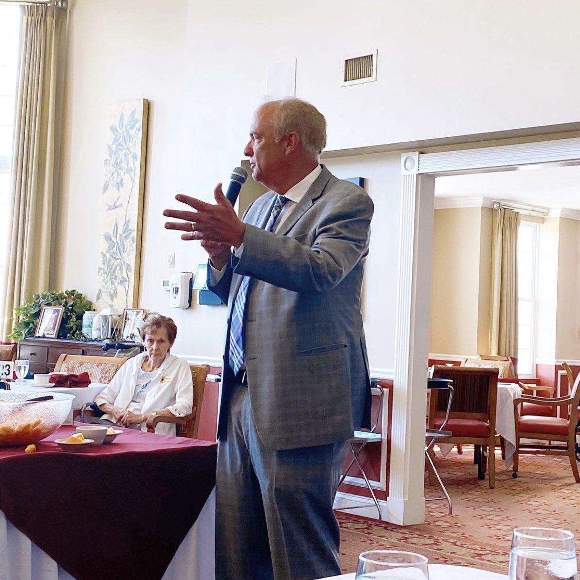 It was a pleasure to join the The Willows at Worcester residents and Executive Director, Jeff Seller, this morning for their monthly Executive Director breakfast! Thanks for having me.

<a href="/SALMONHealth/">SALMON Health</a>