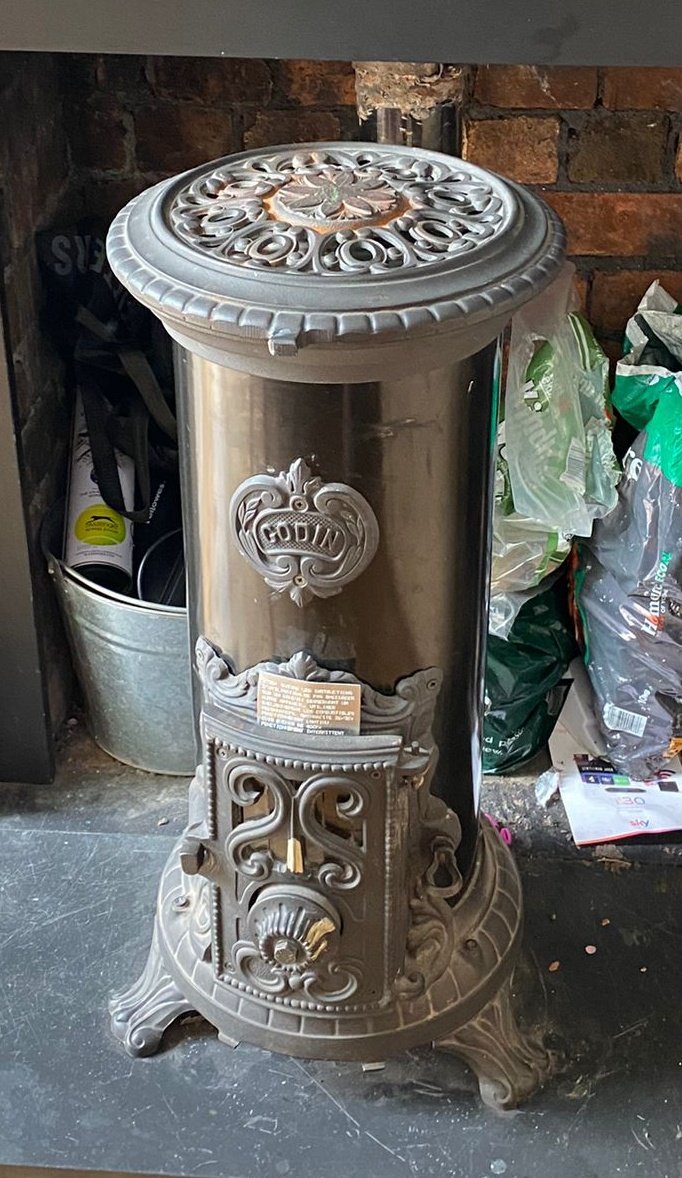 RoadGloucester's tweet photo. Another amazing find! A Godin antique style French stove, with cast iron features. #antiquestove #madeinfrance #antiquewoodburner #woodburner #cosyliving #reclaimed #reclaimers #reclamation #gloucesterroadreclamation https://t.co/gLFKTvkDFL