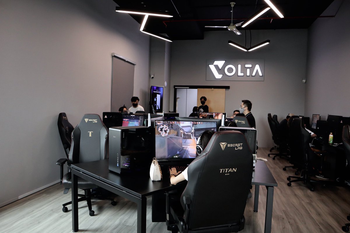 Voltapc's tweet photo. It was great seeing all of you at the launch! We love having our gaming community come together to have some fun. There are more events lined up for this year, stay tuned.

Free booking at https://t.co/DAQMUk4hWh

#voltapc #voltapcgamingcenter #singapore #gamingpc https://t.co/zHMkhdJOxF