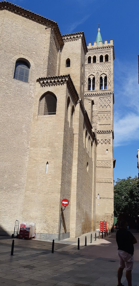 StopRuidoZgz's tweet photo. @zaragoza_es Es increíble ver a los turistas intentando ver, buscar,entender numerosos monumentos ¿porqué será?
@vmse10 @sarafernandezcs @ChuecaNatalia @pcaveromo @apudepa @ppaytozaragoza @zaragozapsoe @CsZaragoza_ @PodemosZaragoza @zaragozaencomun @VoxZaragoza @Aragonesista @Fernandorivares https://t.co/lSPsOfn6em
