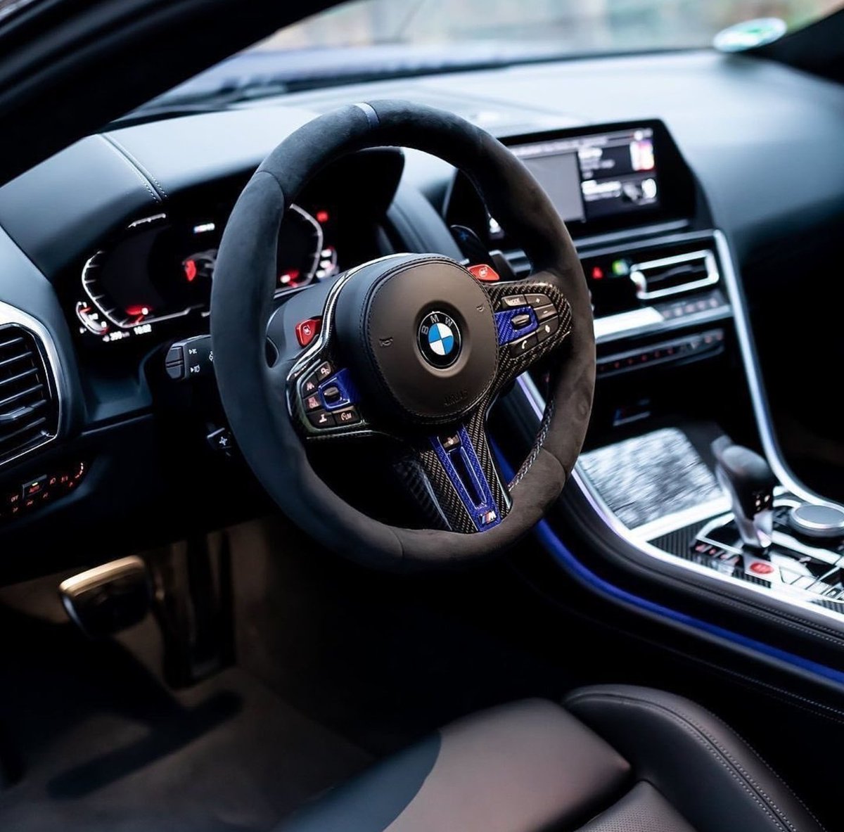 WorldWideCarsTM's tweet photo. BMW M8 Competition 😇 https://t.co/UH55dWr6k5