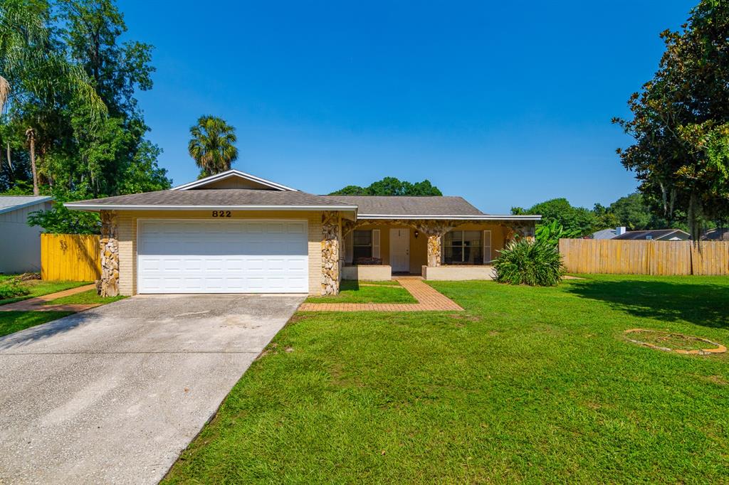 TampasHomeTeam's tweet photo. Just Reduced!  $370,000.00, 3BR, 2BA, 822 OLD DARBY STREET, SEFFNER, FL 33584, Full Details https://t.co/nsKTM03NTi https://t.co/euZDjlskYl