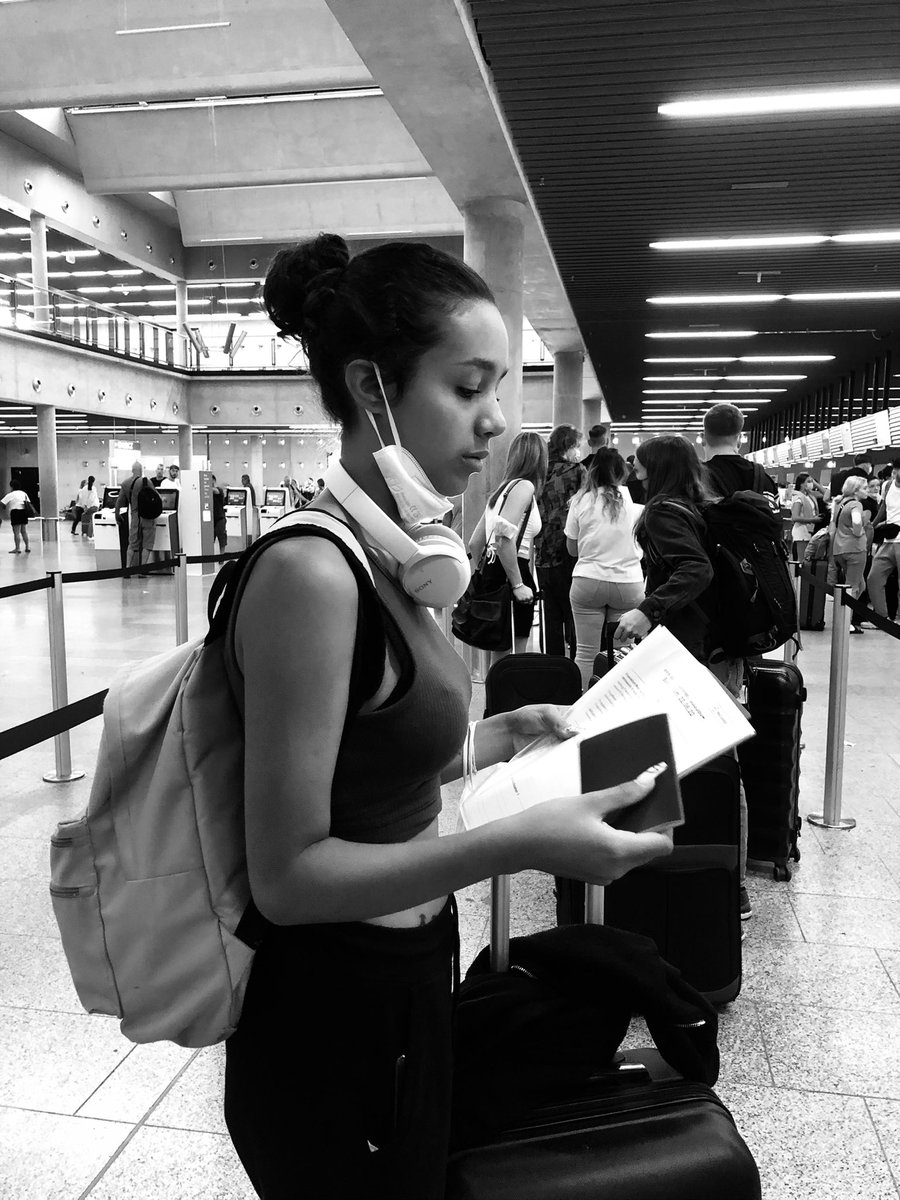 TsedaleLemma's tweet photo. Before I knew it, my baby girl has grown wings and is already flying to discover places on her own. 

What a watershed moment in parenthood. The butterflies in my stomach!😭😭

Enjoy your vacation, Jalane! Go see places; the world is yours to discover and to concur! ❤️❤️ https://t.co/YP0iFrKoSy
