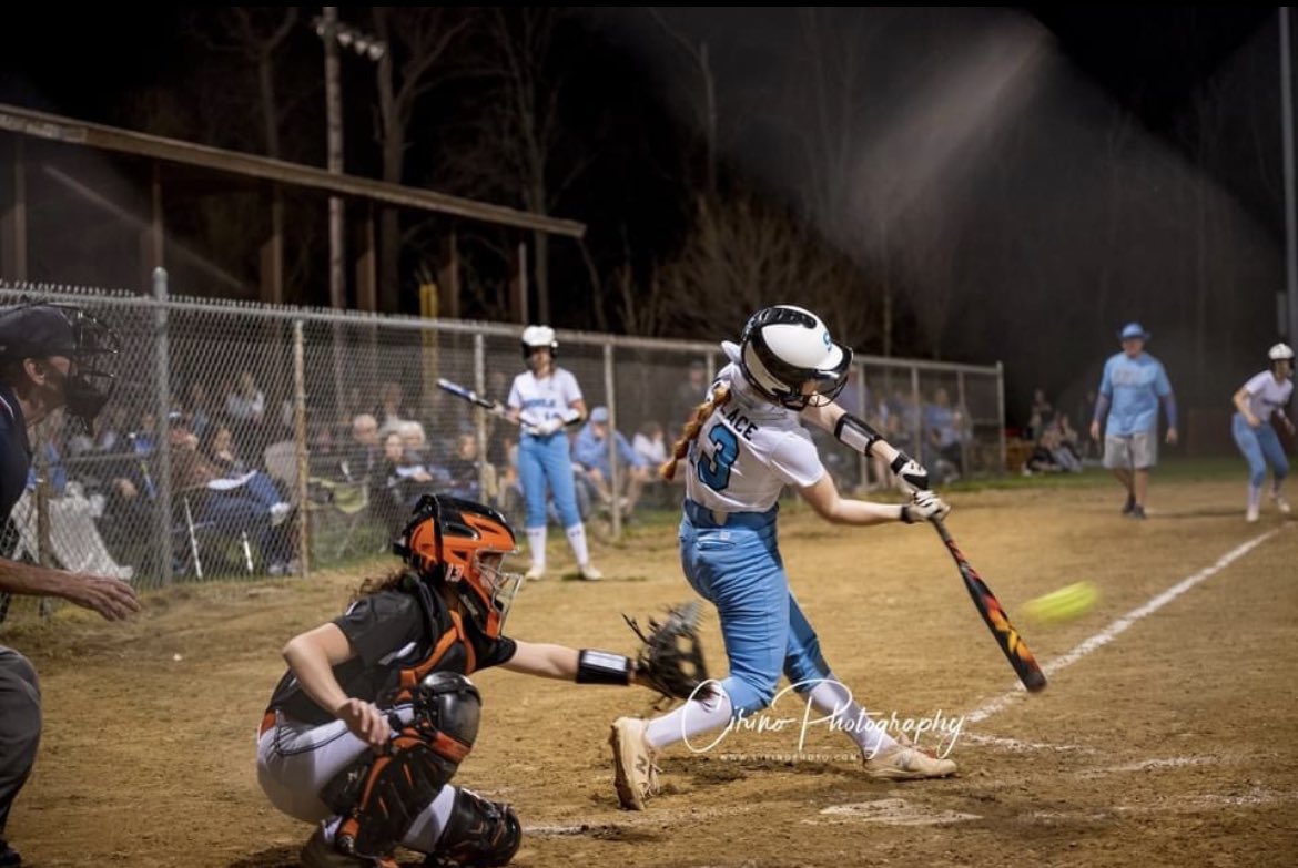 ryanwallace2023's tweet photo. I am so excited to announce that I will be furthering my academic and athletic career at Tiffin University! Thank you to my teammates, my coaches, and especially my parents for making this dream possible. Go Dragons!!💚💛 @Paige_McMenemy @MeganMcMenemy25 @TiffinUSoftball @04Hawks https://t.co/mnu4AUKhy2