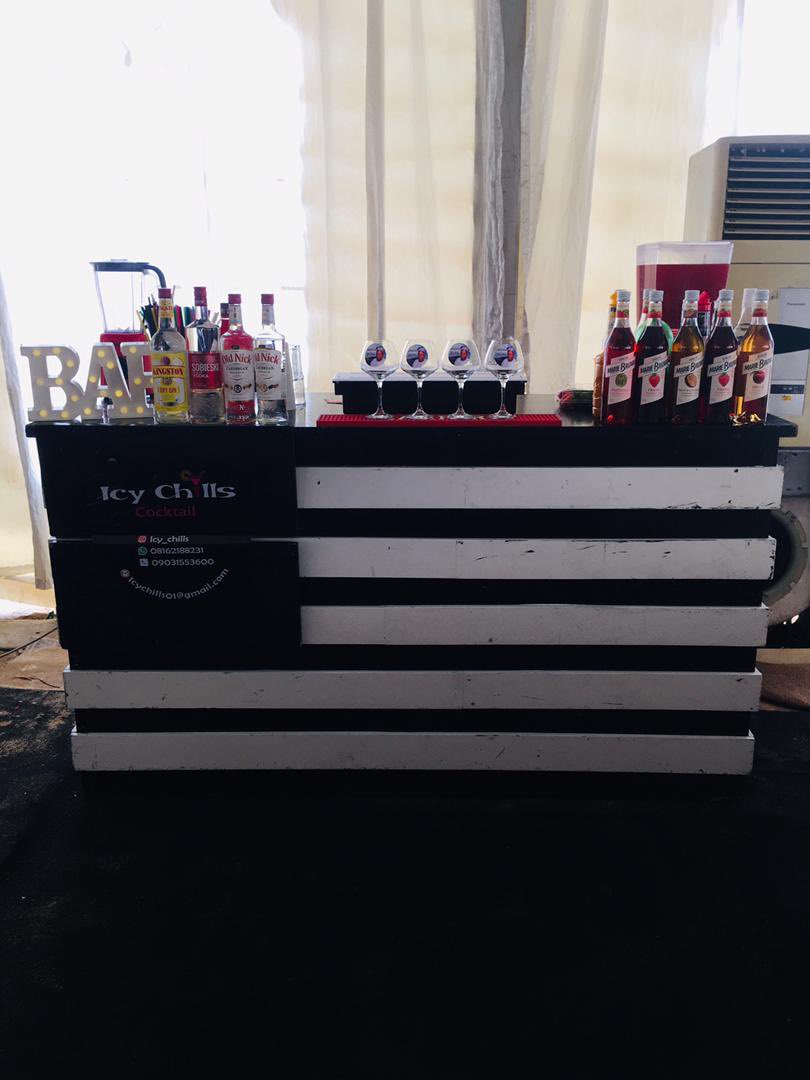 Thorpeh___'s tweet photo. Let’s Add some chills to your events!!! We are Available!!! IBADAN &amp; LAGOS 💯💯🥰🤍🤍 #ibadanbusinesshub #Ibadanbusinessfestival #ibadancocktailvendor #ibadancocktail #lagosbusiness #lagoscocktailvendors #lagoscocktail #mojito #strawberrydaiquiri https://t.co/hUFimXGgDP