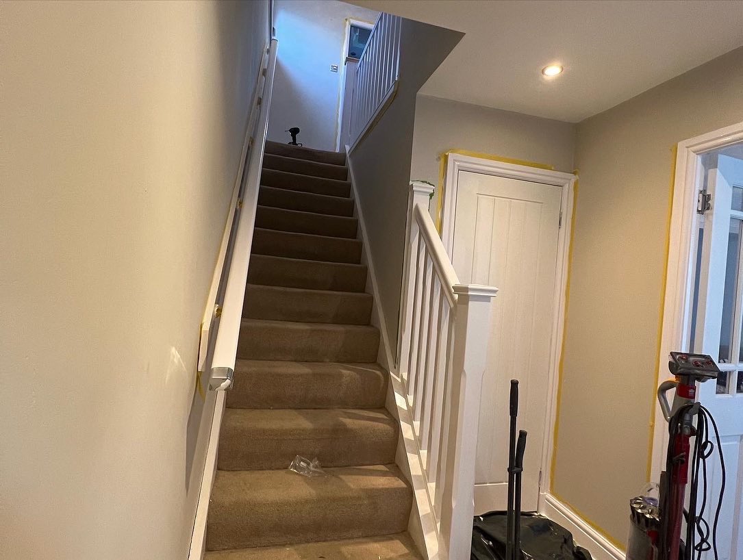 Banister & Handrail replaced for a customer in Milton of Campsie. #joinery #joiner #joinersofinstagram #joiners #carpentry #carpenter #carpenters #banister #handrail #chryston #muirhead #glasgow #miltonofcampsie