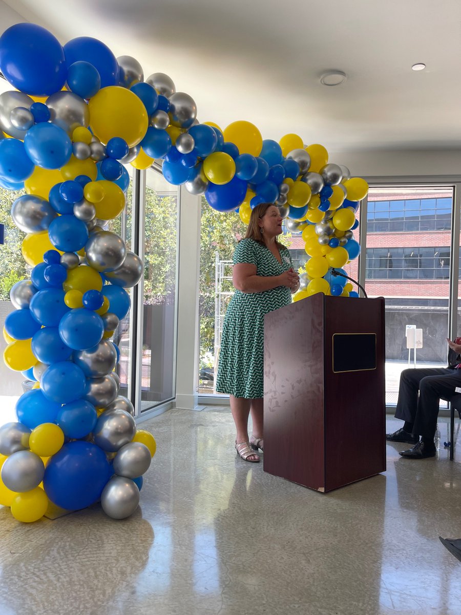 CapMetroCEO's tweet photo. More affordable housing for #ATX! Today, we celebrated the new Talavera Lofts next to Plaza Saltillo #MetroRail station. Thx @CapMetroATX, @Endeavor_RE &amp; @DMAdevco for their work on this project. It's important that as public transit grows, so do our affordable housing options. https://t.co/Apn6JM6hjs