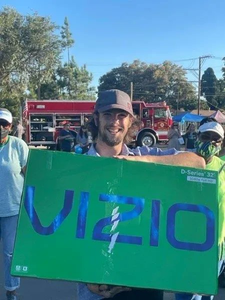 LemonGroveCAgov's tweet photo. On behalf of the Lemon Grove Sherrif's Substation, the City of Lemon Grove would like to send a heartfelt shoutout to #HomeDepot, #Inpasta, #GTM and the #LemonGroveCafe for their generous donations to the National Night Out raffle. https://t.co/PWilLznsqA