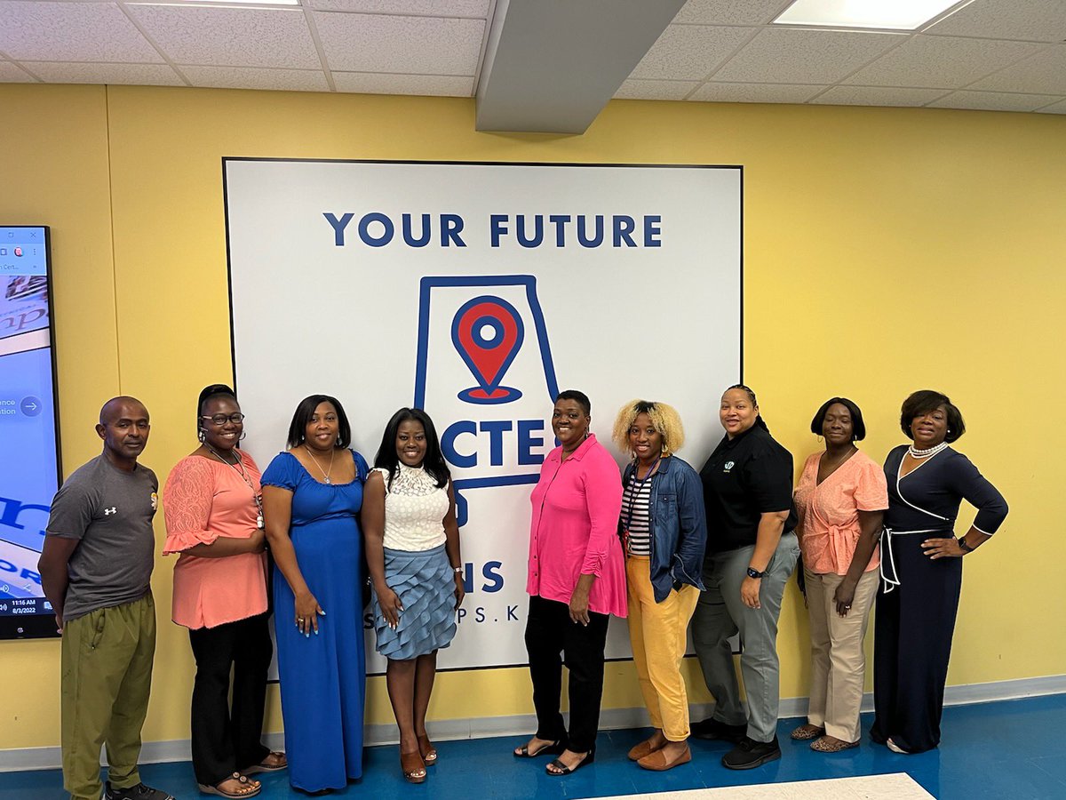 CteJd's tweet photo. Day 1 CTE PD #allin #wearecte https://t.co/Xi0EicKovR