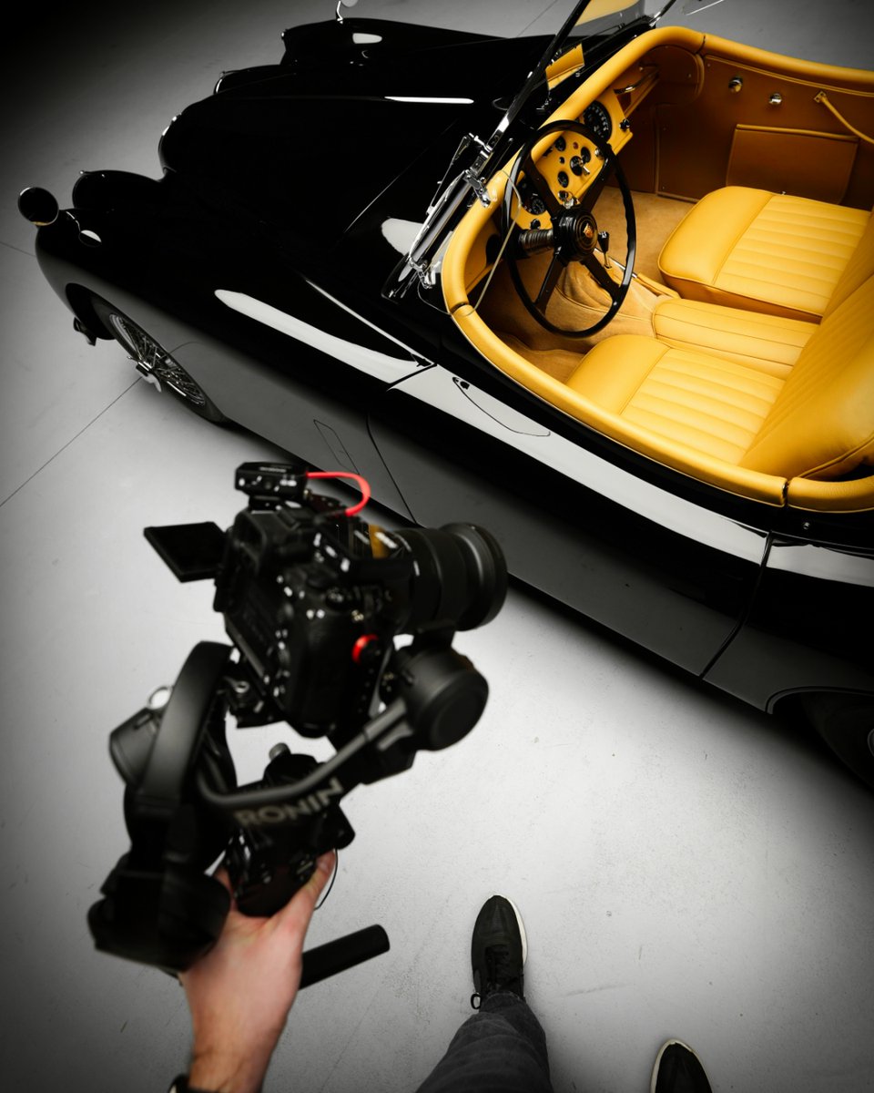 VideoHook tweet picture