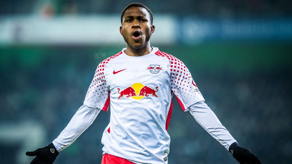 AtalantaBC_News's tweet photo. Done deal! Ademola Lookman will join Atalanta for €12m. His medical is done and he will sign until 2026. Welcome to Bergamo Ademola! 😍💪💙🖤 https://t.co/biWbINIC21
