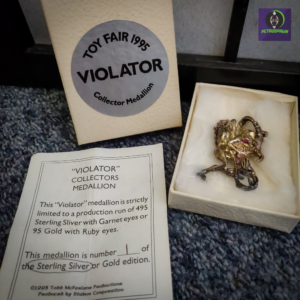 PetruSpawn's tweet photo. Spotlight today on that 1995 Silver Medallion of Violator 💥. What makes it all the more special is that it is #1 on 495 made
Still looking for the gold one 🪙🥇
#spawn #spawnViolator
#violatorspawn
#toyfair
#toyfair1995 https://t.co/ZLn37t0veL