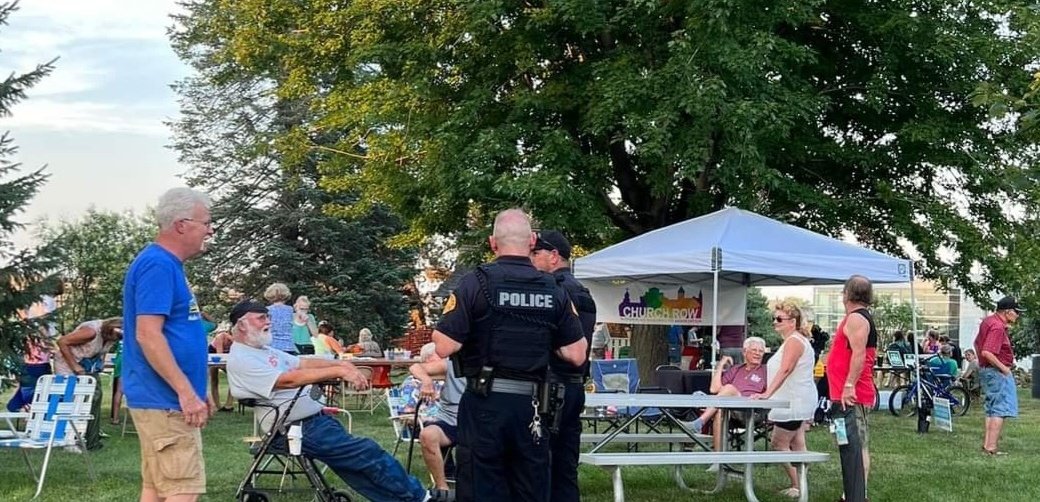 WaterlooPolice's tweet image. Thank you so much to everyone who joined us last night at Waterloo’s multiple National Night Out locations! We enjoyed the food, music and chats!  #WPD #NNO2022