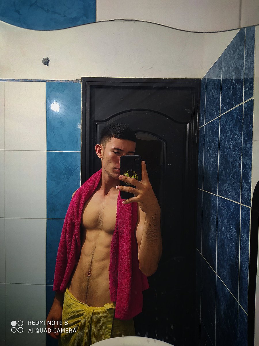 ¿Alguien quiere ir a la ducha?😏🥵