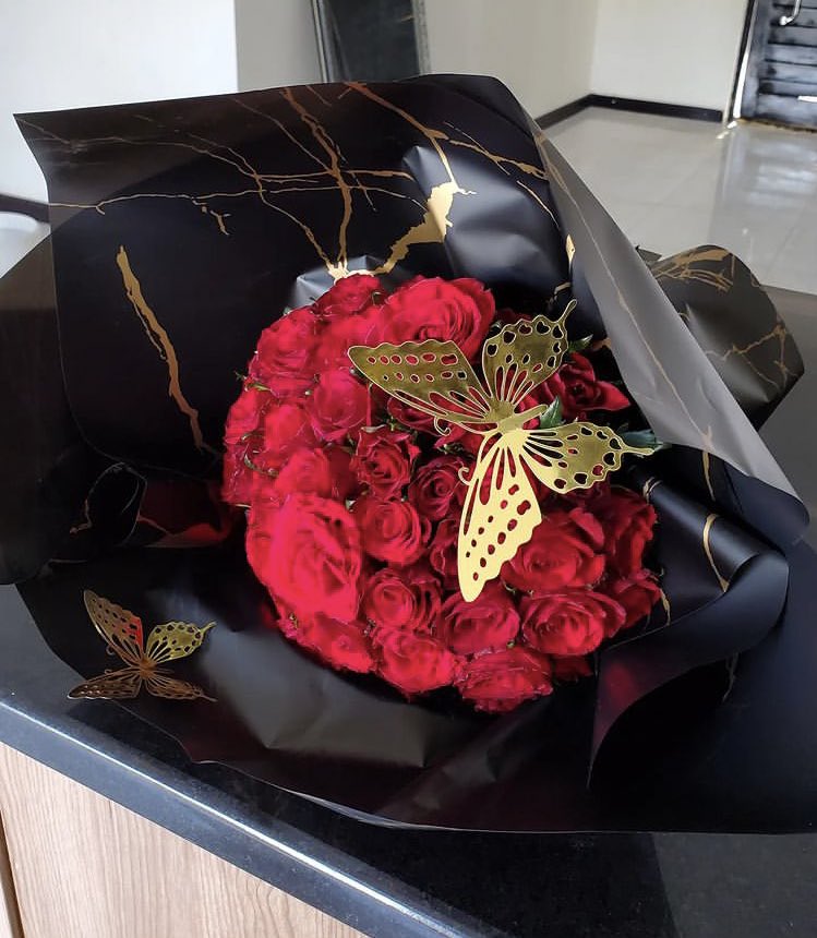 _sarah_muse's tweet photo. In the business of flowers 💕🦋
Feel free to contact us in 0962194884 for inquiries or orders 🥺 https://t.co/lxRC27UK2u
