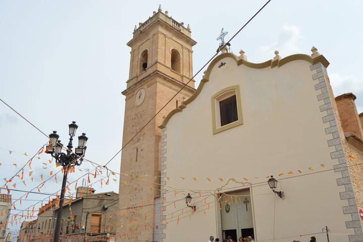 SumatCanals's tweet photo. 🏘️ SUMA'T VISITA AIACOR I TORRE DELS FRARES

➡️ Edu Badal ha visitat en les darreres setmanes els annexos poblacionals d'Aiacor i Torre dels Frares.

🤝🏻 Des de SUMA'T es treballarà per a atendre les peticions que més interessen al nostre veïnat. https://t.co/mA2vHOKq0U