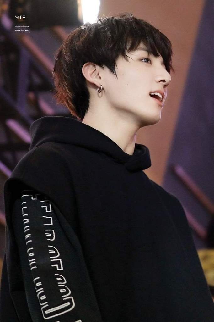 ChimmyxKookies's tweet photo. 「"Ex" means Expired 」

#jikookau 

JK's girlfriend broke up with him bcos she thought he has no money and way too frugal. Then enters cutiepie JM. But then the 'ex' has other plans... https://t.co/LgLy9xI9ri