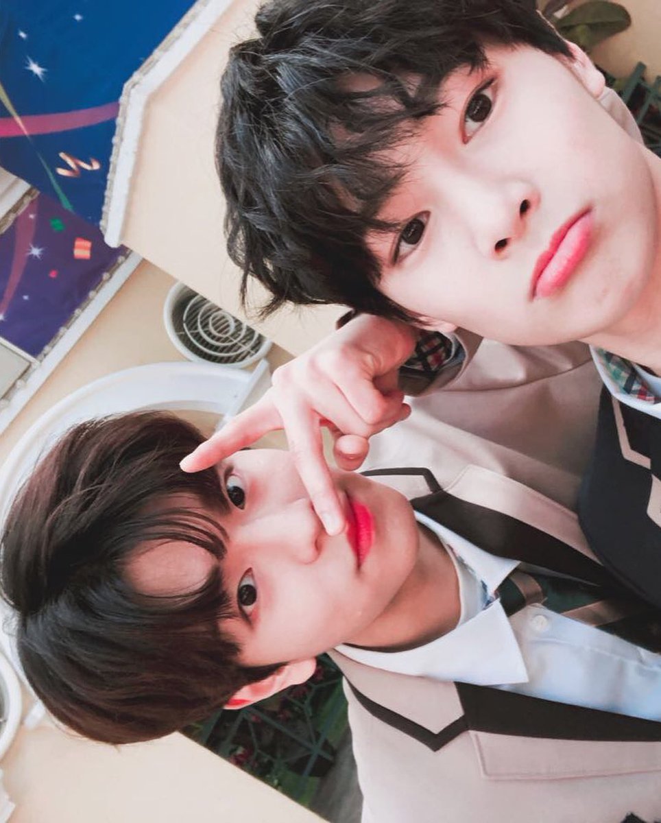 noxxsavethe's tweet photo. #승양 투샷 셀카 모음 ~~~~📸🤍💕

1 https://t.co/ImmbqZfMVV