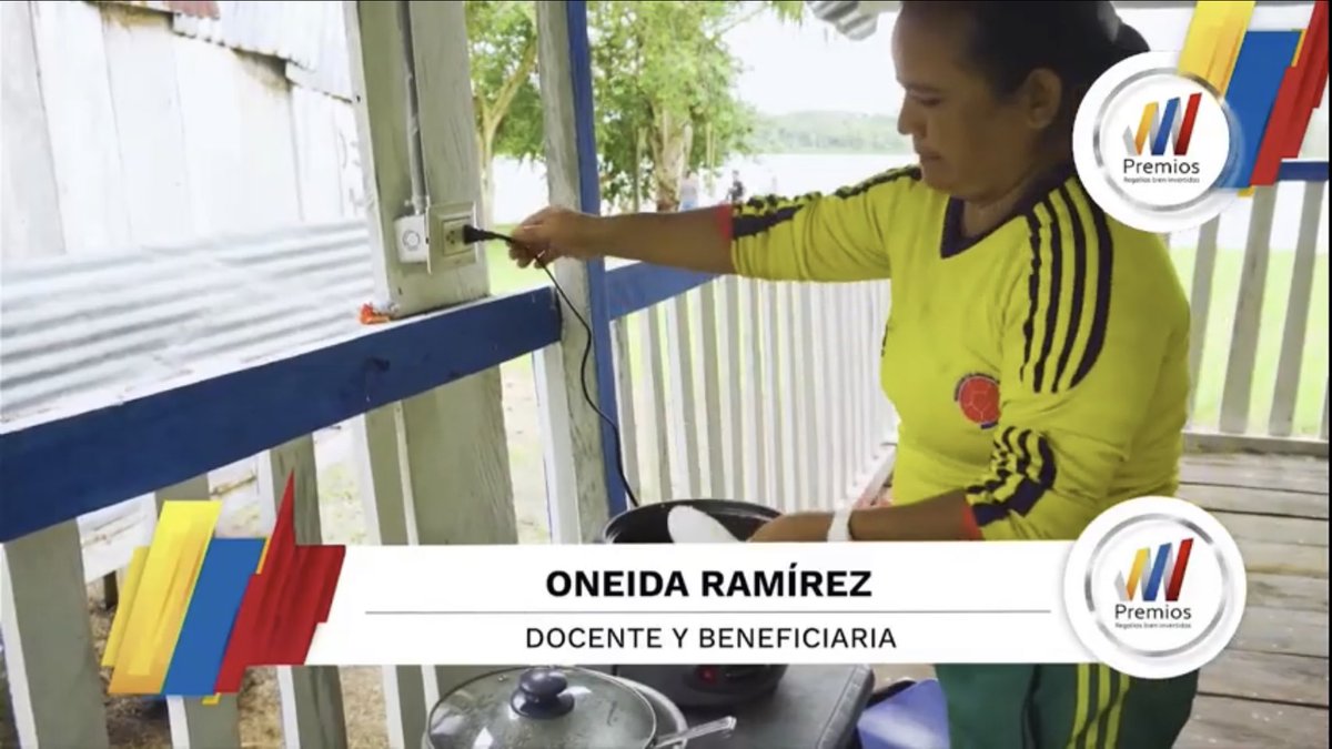 MoniVerdugo's tweet photo. Felicitamos al Mcpio de Puerto Leguízamo, @gobputumayo, por ganar el Premio #RegalíasBienInvertidas en la categoría #CierreDeBrechas con el proyecto de soluciones energéticas para 843 viviendas. El proyecto contó con➕de $16.900 millones de Asignación para La Paz. https://t.co/cSBofz8YGL
