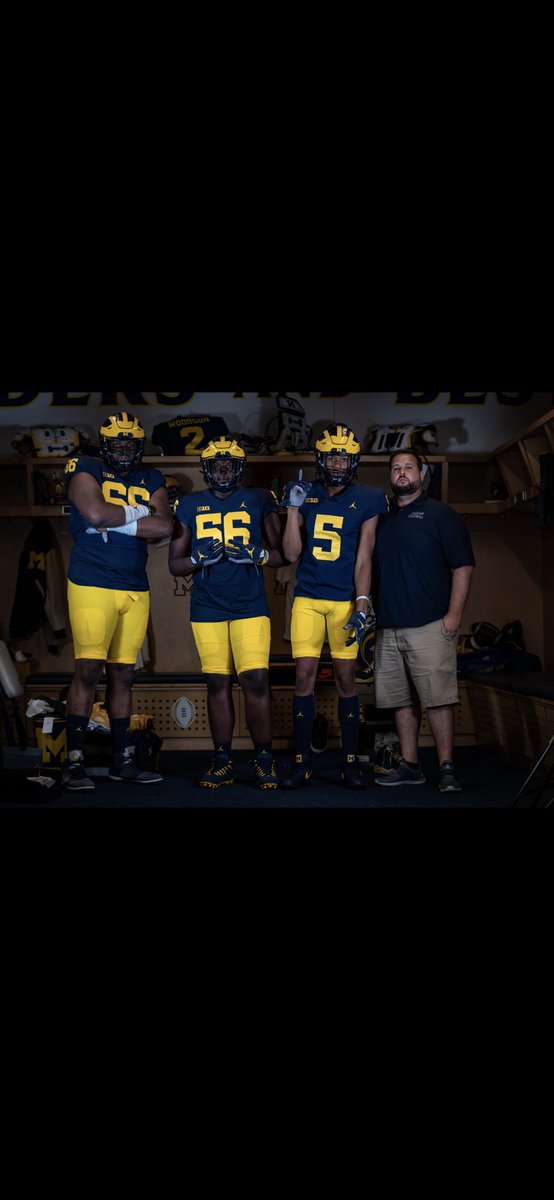 CoachHouston614's tweet photo. Columbus Boys at the Big House 〽️ https://t.co/ThIUpMVKsu