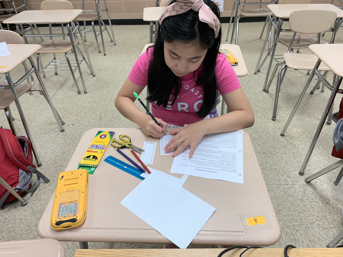 j_eisenberg87's tweet image. #megamath students @CatonsvilleMS use graph paper and other math manipulatives to discover areas of quadrilaterals!@BCPSMATH #planningwithfuninmind #highlyengaged #handsonlearning