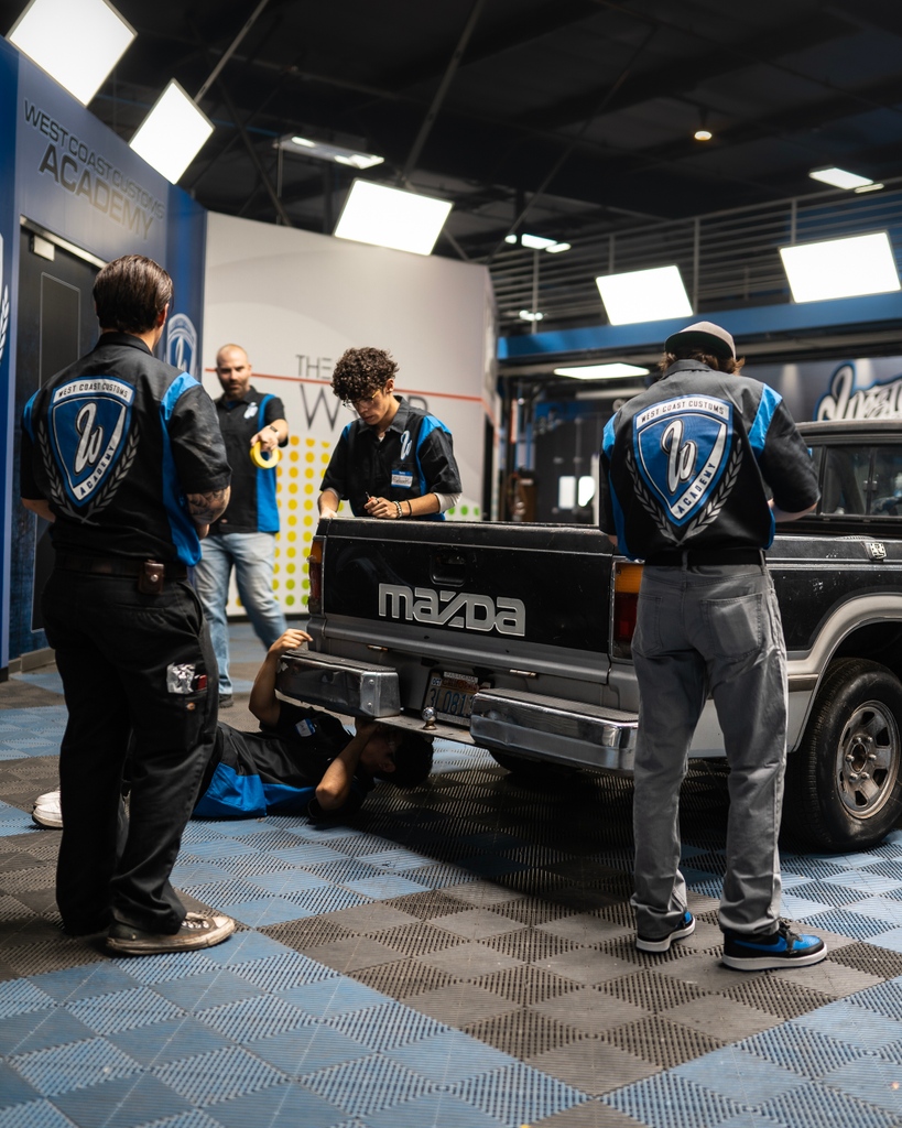 officialwcc's tweet photo. The @WestCoastCustomsAcademy teams first project is taking it back to the old school. Restoring a Mazda B2000 to all its glory and learning from the best !
#WestCoastCustoms #WCC #CarsofInstagram #CarPorn #Carstagram #BodyWork #BodyShop #Mazda #MazdaTruck #MazdaB2000 #B2000 https://t.co/0qARUlGqbj