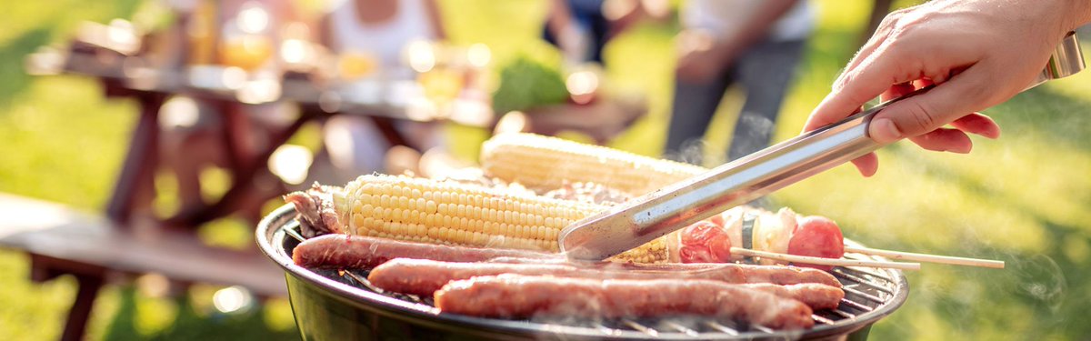 🍖 Barbecue & santé 🍖 L’utilisation du barbecue pour la cuisson de viande nécessite une certaine prudence. 🔥 Evitez de vous exposer aux infections et aux substances dangereuses en suivant les conseils de l' @Anses_fr ➡ bit.ly/3RJz5re @FoodAngers @ars_pdl @Angers