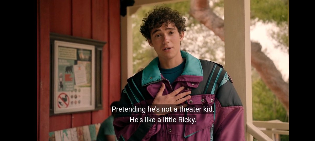 kitconnorsluvr's tweet photo. THIS WHOLE SCENE I'M?? HE LOOKS SO PROUD TOO 🥺🥺 #HSMTMTS https://t.co/m37Xu2QQOI