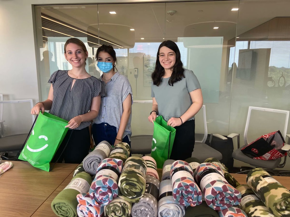 BSNCancerF's tweet photo. Interns from GRF CPAs &amp; Advisors served our community by making "Smile Kits."   
To nominate  a female cancer patient to receive a "Smile Kit," please visit our website at https://t.co/9udaULWz5N.  #smilekits #bsncf #cancersucks #cancercarepackages #thrive https://t.co/HVrmkAIDs7