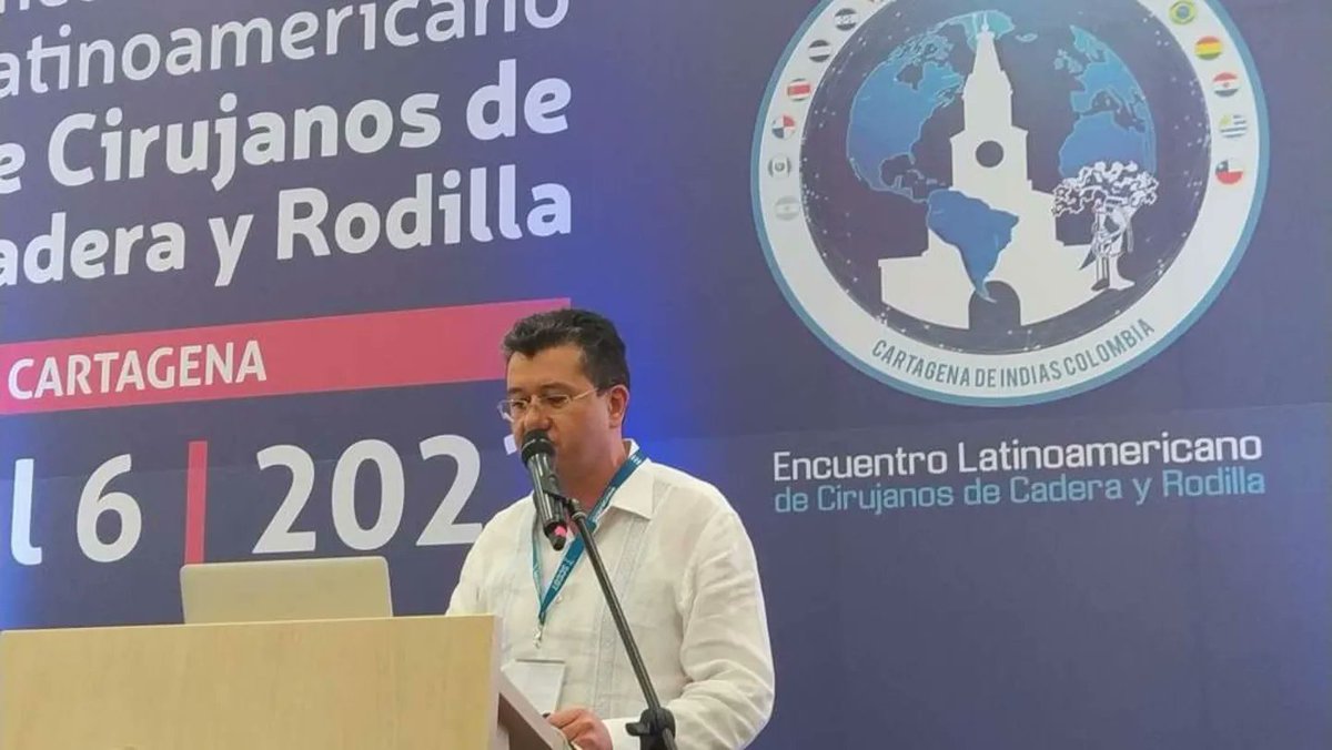 SCCOTCOLOMBIA's tweet photo. Iniciamos 18° ELCCR
Conferencias
🧑⚕️ Dr. Jairo Rincón - cuidados perioperatorios.
🧑⚕️Dr Michael Bolognesi - Lo malo de la cirugía ambulatoria.
#ELCCR #EncuentroLatinomericano #Cirujanos #Cadera #Rodilla https://t.co/p2Xs0clDTL